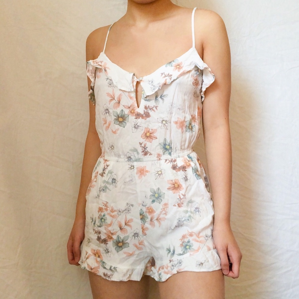 Pacsun floral romper